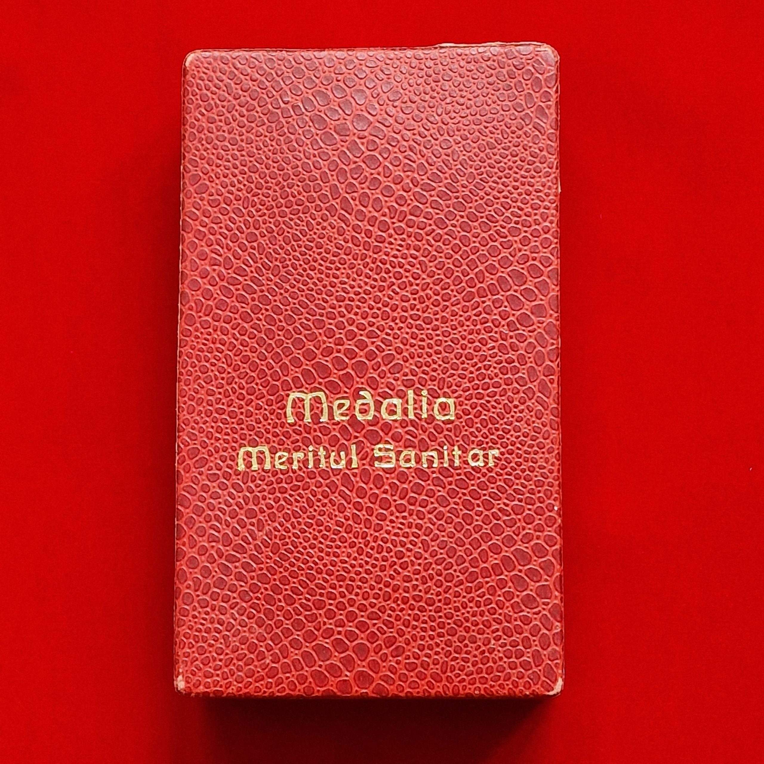 Medalia Meritul Sanitar - imagine 3