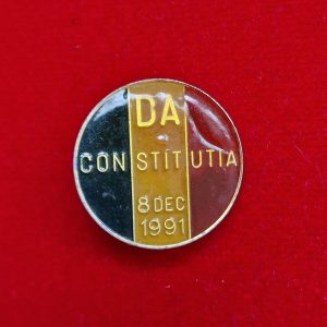 Insigna DA Constituția 8 dec. 1991