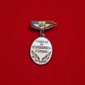 Insigna Fruntaș în gospodărirea comunei 1976
